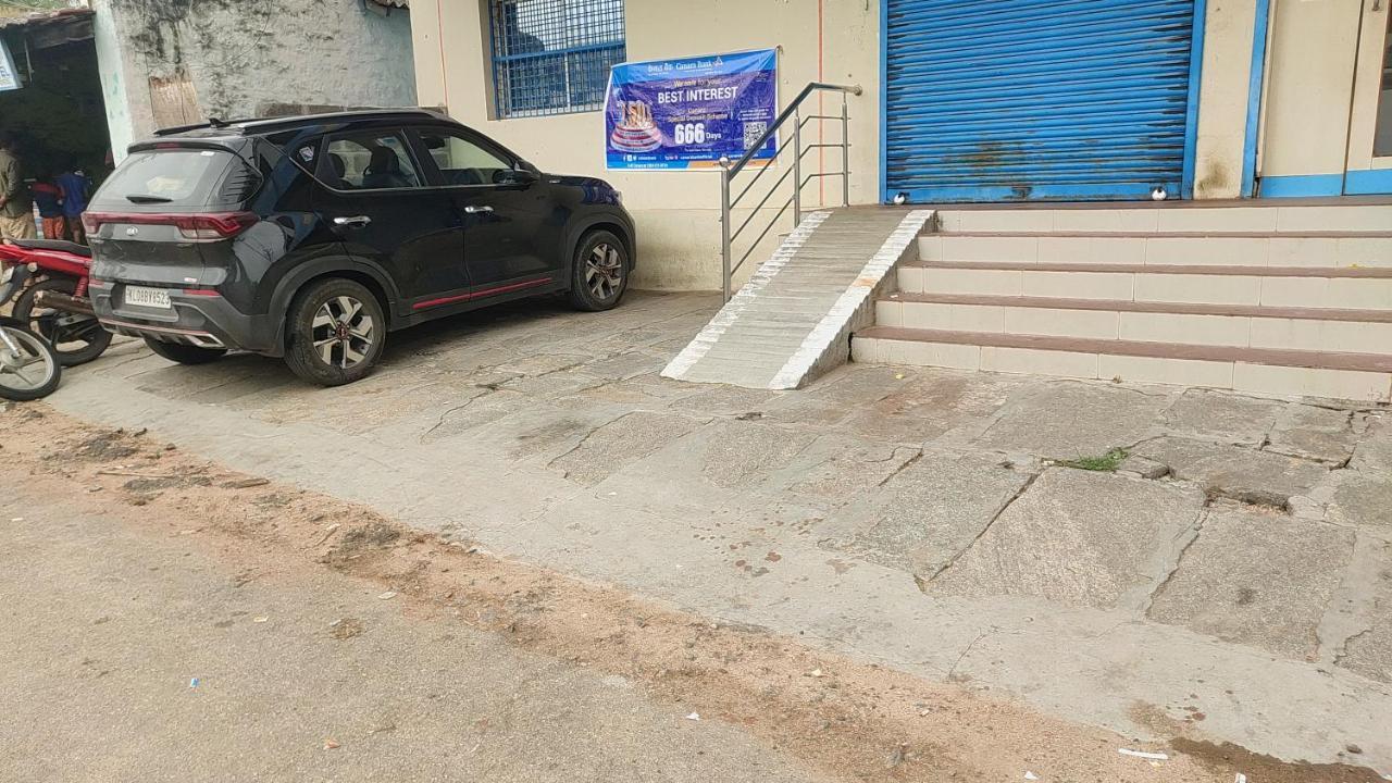 Lohit Homestay Hampi Exterior photo